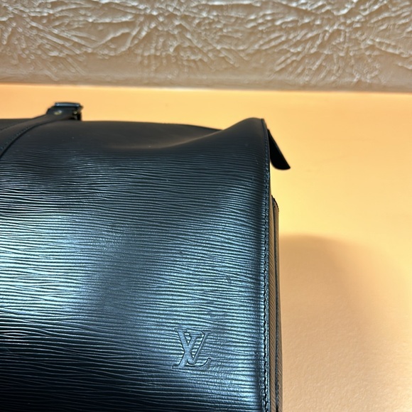 Louis Vuitton epi leather black authentic code in pic - Picture 9 of 9